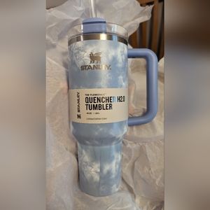 Stanley 40oz H2O Flowstate Quencher tumbler | OCEAN TIE DYE